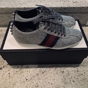 Gucci Women’s Bambi Web Low Top Sneakers sz 35.5